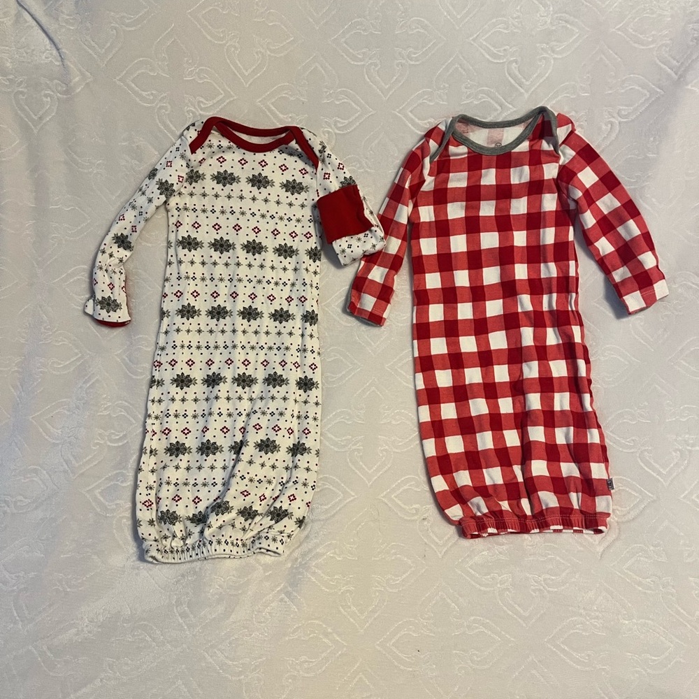 Honest baby Christmas pajama gowns